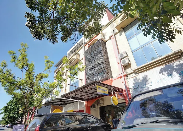 SPOT ON 90148 Gosepa Mayjend Sungkono Surabaya